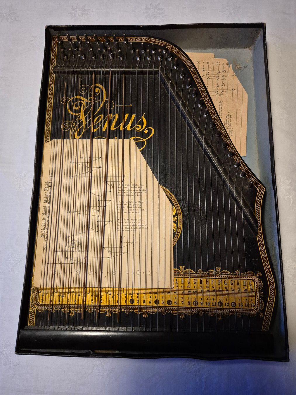 Strumenti musicali: Antike Zither – Usato da Hasle b. Burgdorf venduto da Spitzohr 1