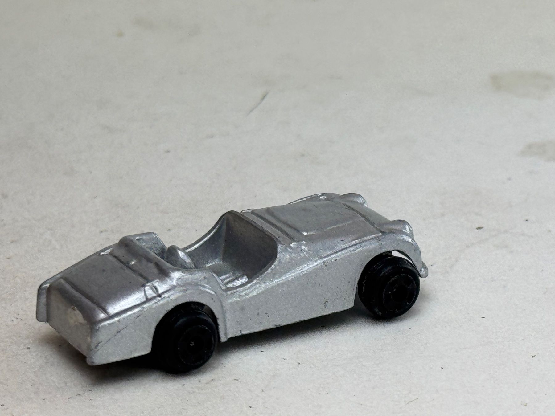 Jeep Modellini d'auto: GB5- Metallmodell Triumph TR4 silbern – Usato da Elm venduto da Wikmtz 1