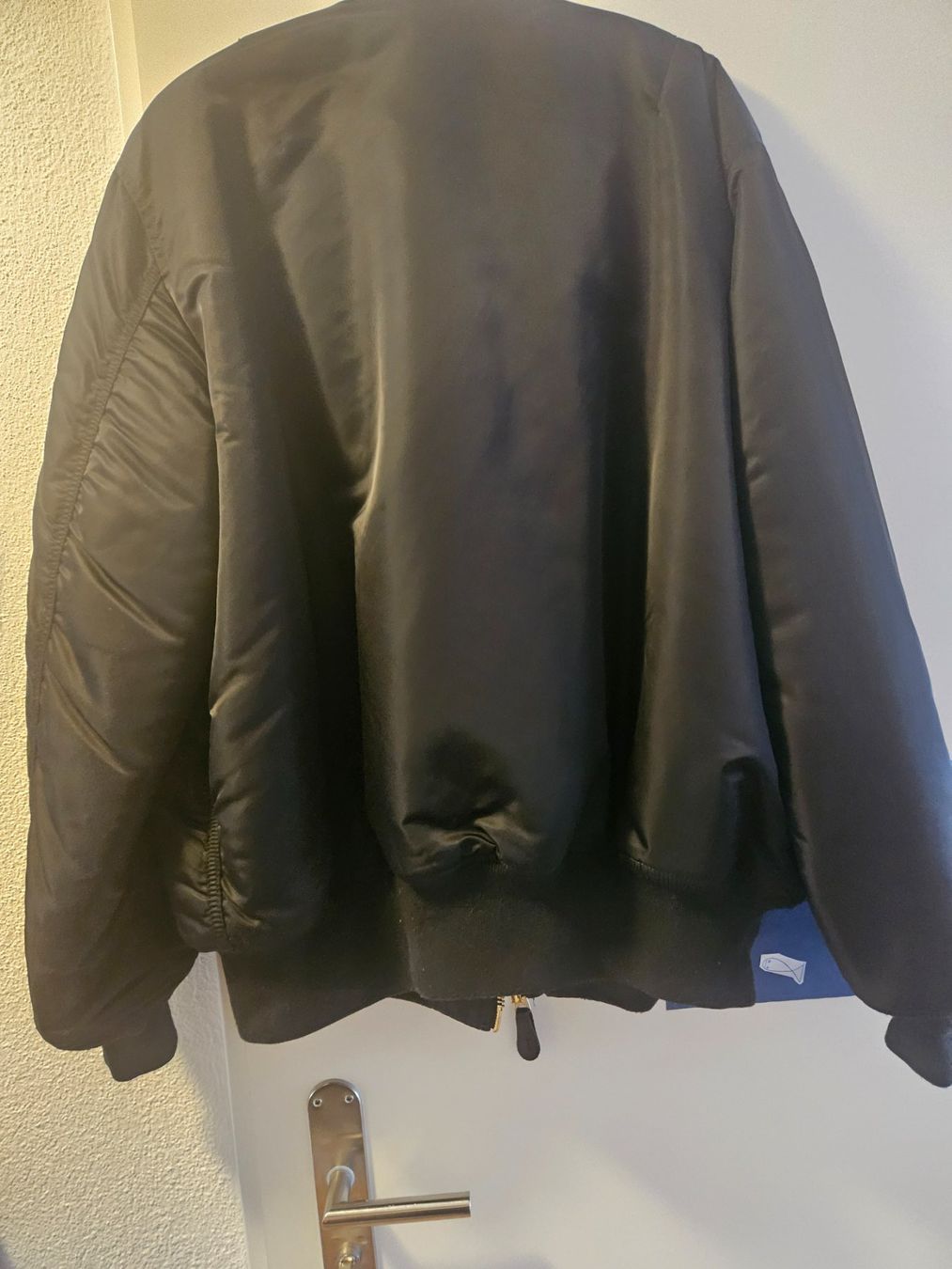 Alpha Industries Giacche: Alpha Industries Bomberjacke Grösse 3XL – Usato da Däniken SO venduto da Schild1990 1