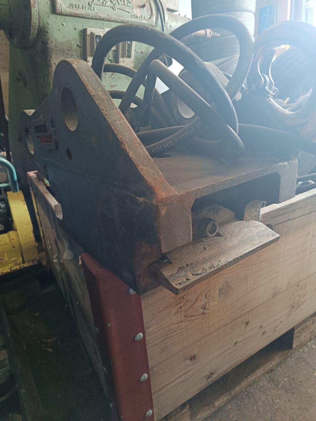 Menzi Muck Escavatori: Schnellwechsel Menzimuck – Usato da St. Antoni venduto da DuraMa 2