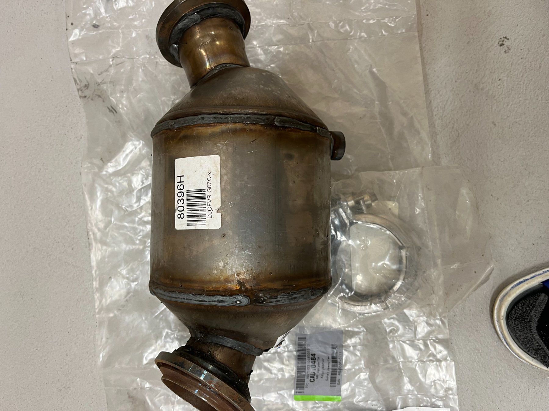 Mercedes-Benz Auspuffanlagen: Katalysator Mercedes CAD10484 – Gebraucht aus Horgen von QBert1989 1
