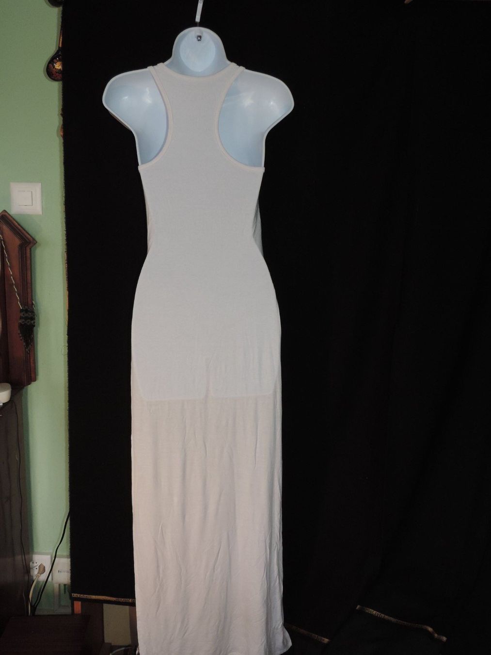 Robes: robe échancrée de plage blanche – D'occasion à Genève par Axelle333 5