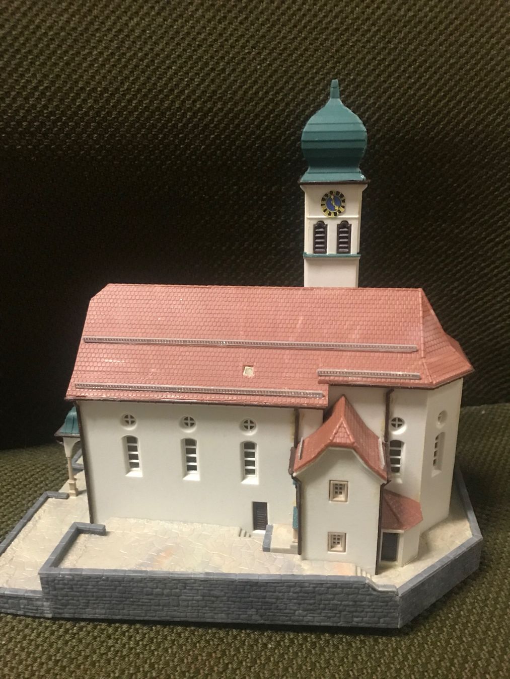 Kibri Modellini di ferrovie: Kibri 370032 Kirche Wassen an der Gotthatdbahn – Usato da Opfikon venduto da Sonnenuntergang12 2