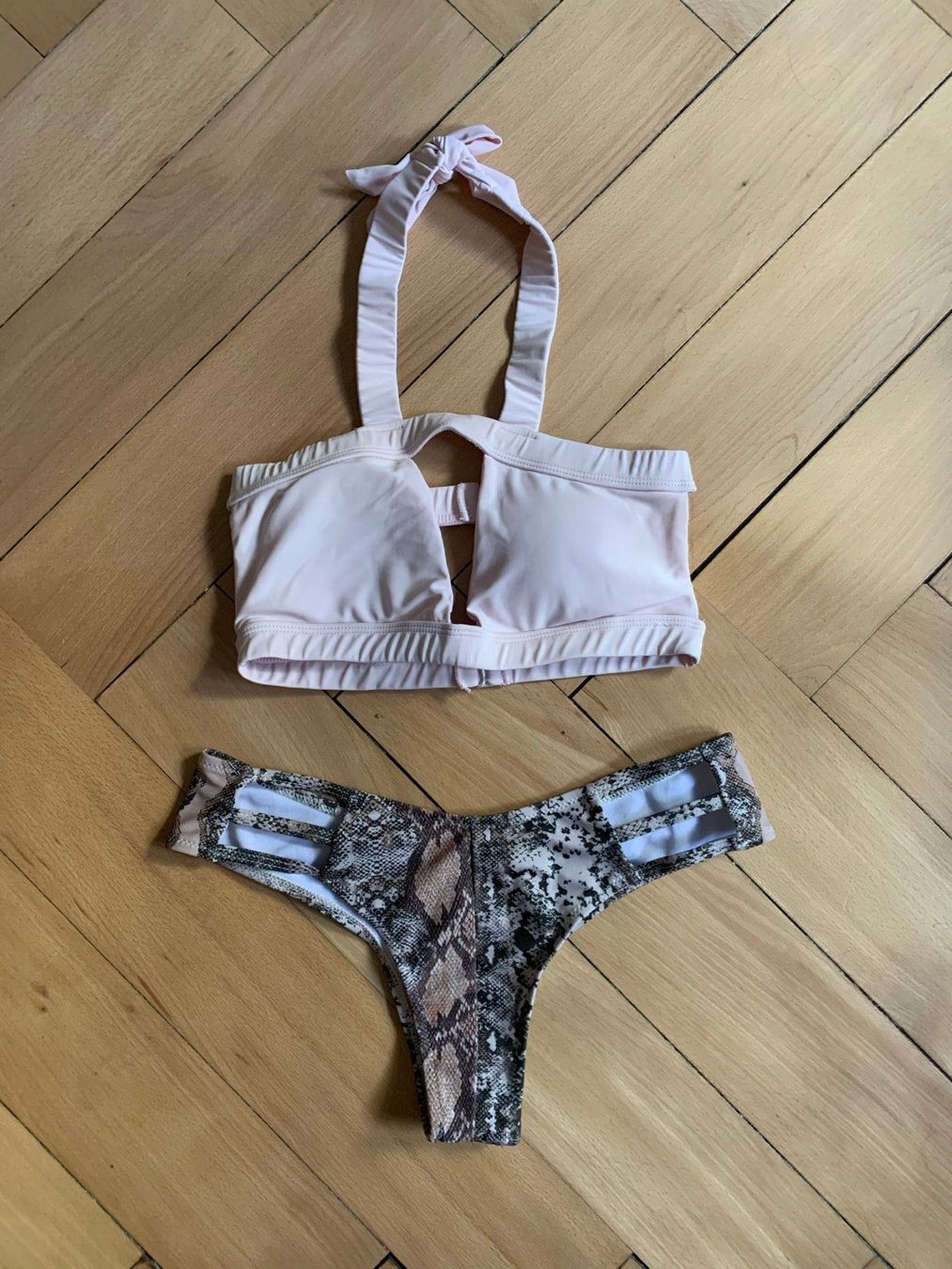 Costumi da bagno & Bikini: Bikini nude mit Reptil Print - M – Usato da Zürich venduto da Diazaio