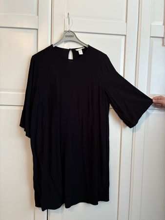 Schwarzes Kleid H&M Gr. 44