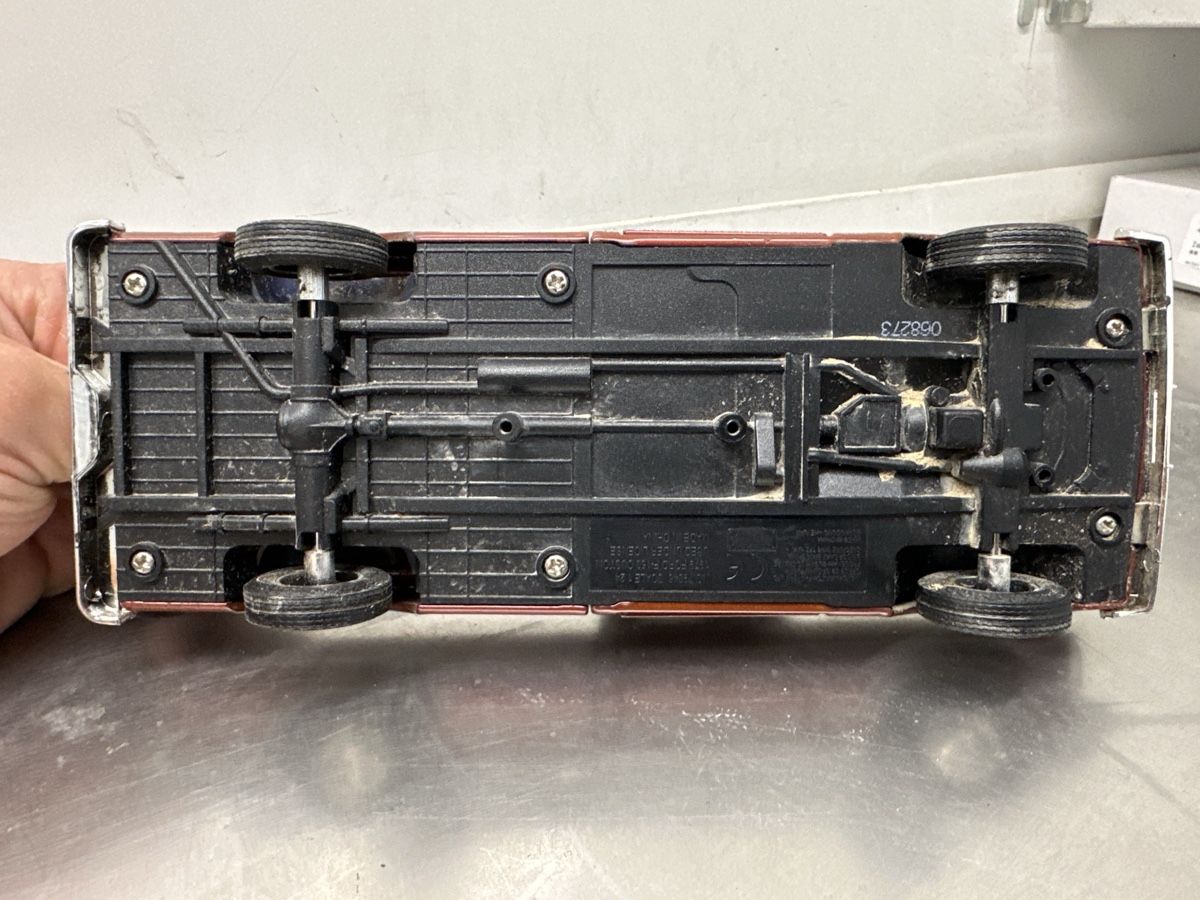 Ford Modellini d'auto: Oldtimer Ford F150 Custom Pickup Truck Model Car – Usato da Ueken venduto da crxundevo8 5