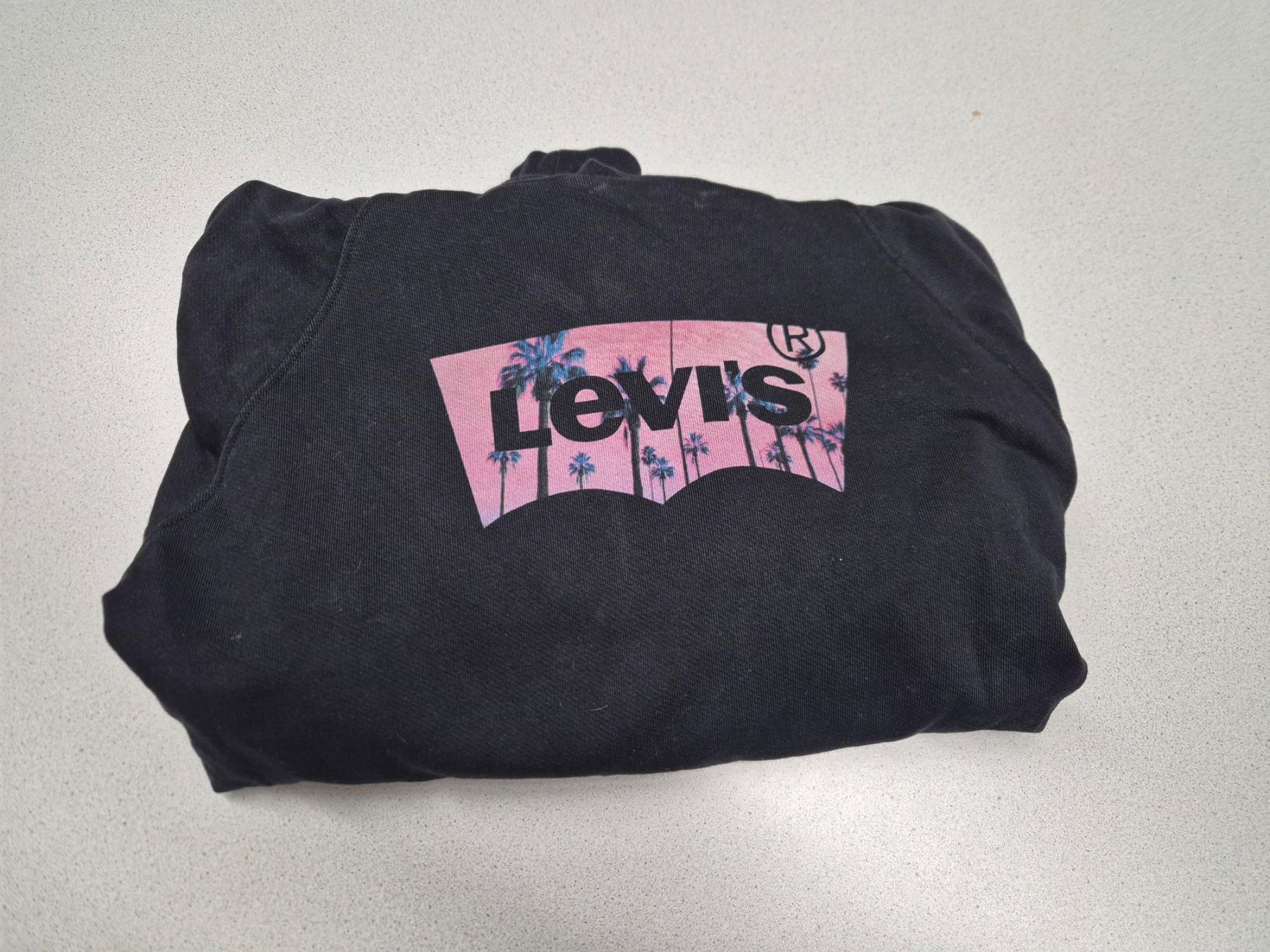 Levi's Maglioni & Felpe: Levi's Hoodie Gr. M – Usato da Laupen BE venduto da ctr_2nct 1