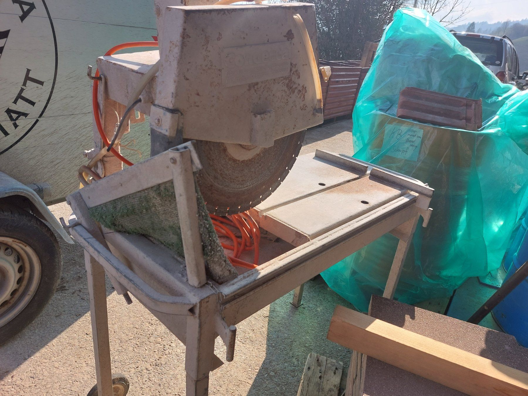 Tutte le macchine: Steinplatten Fräse f. Gartenplatten 380V – Usato da Escholzmatt venduto da reb_j7tv 4