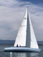 Bateau habitable à voile et motorisé de 10.5 m