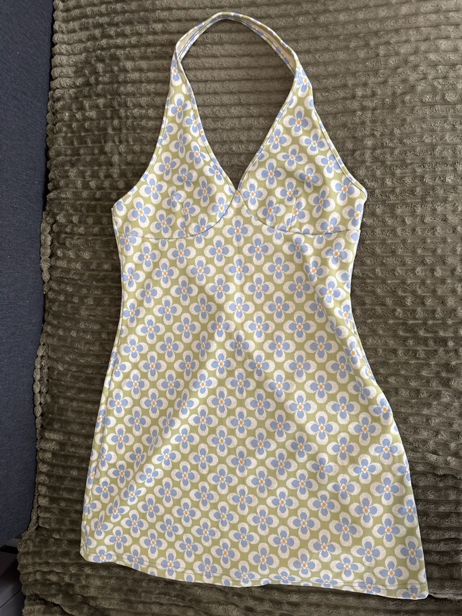 Shein Vestiti: Dress – Nuovo (secondo la descrizione) da Confignon venduto da Second_Hand_Ch