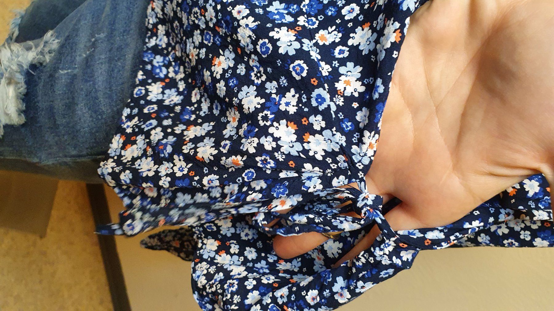 Camicette: 🌺Blouse Größe L🌺 – Usato da Wald ZH venduto da CapLux 3