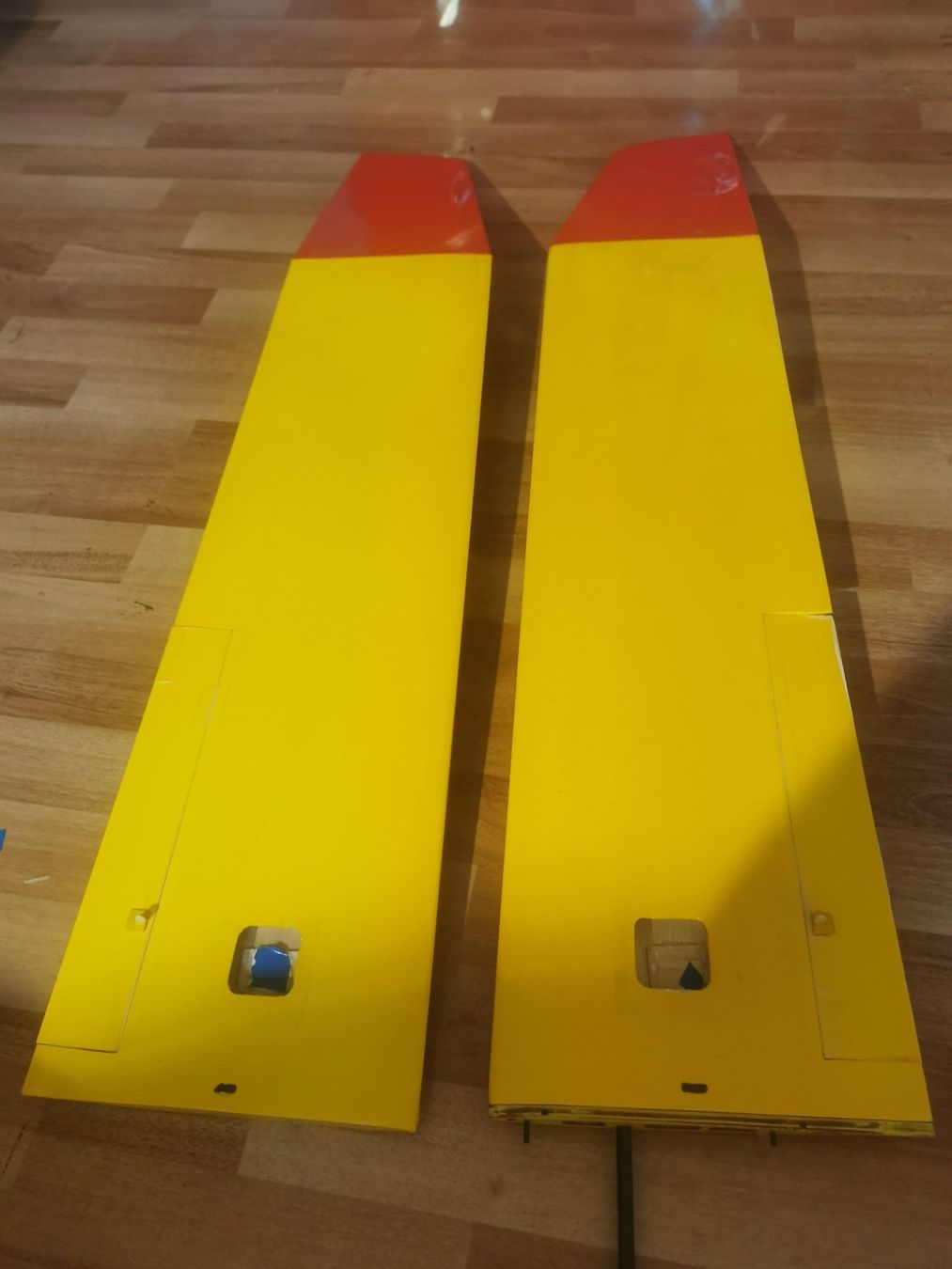 Modellismo RC: Fläche 2 m mit Landeklappen – Usato da Schaanwald venduto da luna-61 1