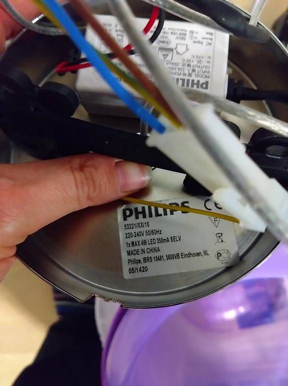 Lampadari & plafoniere: 2 Philips Leuchten LED – Usato da Ostermundigen venduto da Krimskrams8 3