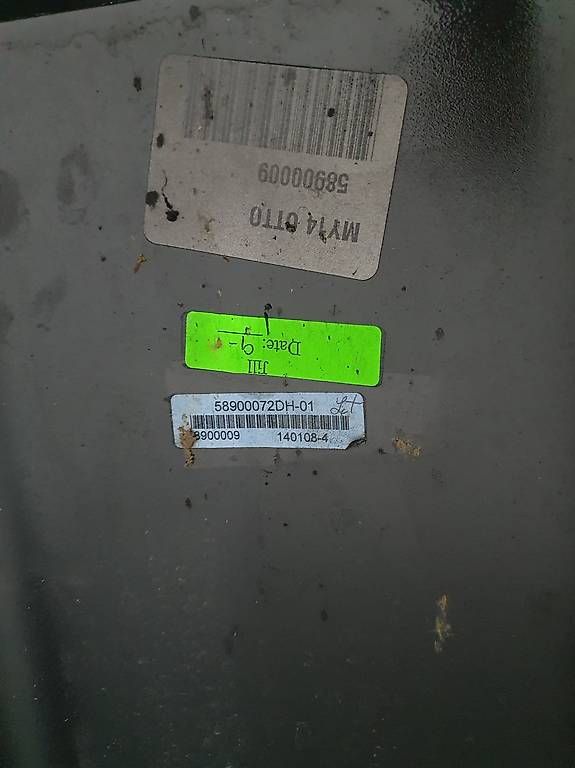 Tutti pezzi di ricambio auto: Frontfender lackiert gebraucht – Usato da Bellikon venduto da Gecko031069 1