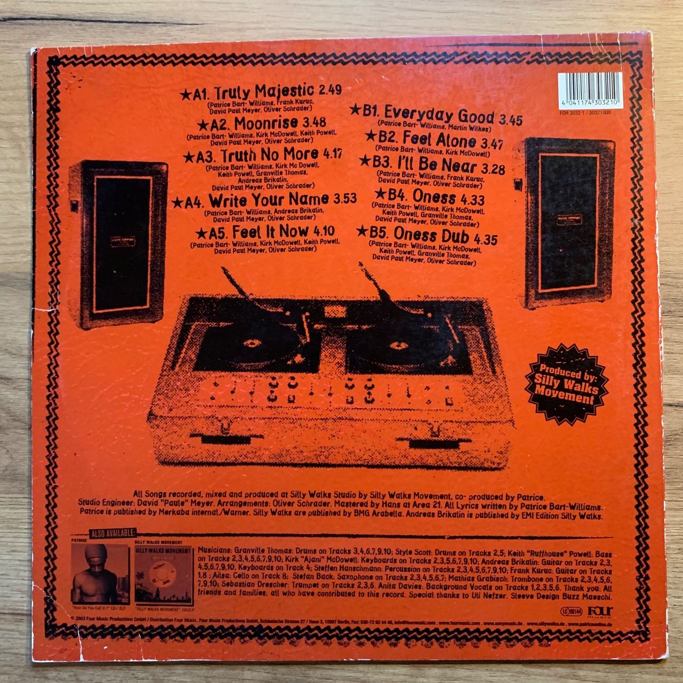 Vinyles: PATRICE - SILLY WALKS MOVEMENT MEETS...OG GER 2003...VG+/VG – D'occasion à Gals par Diskopatshop 1