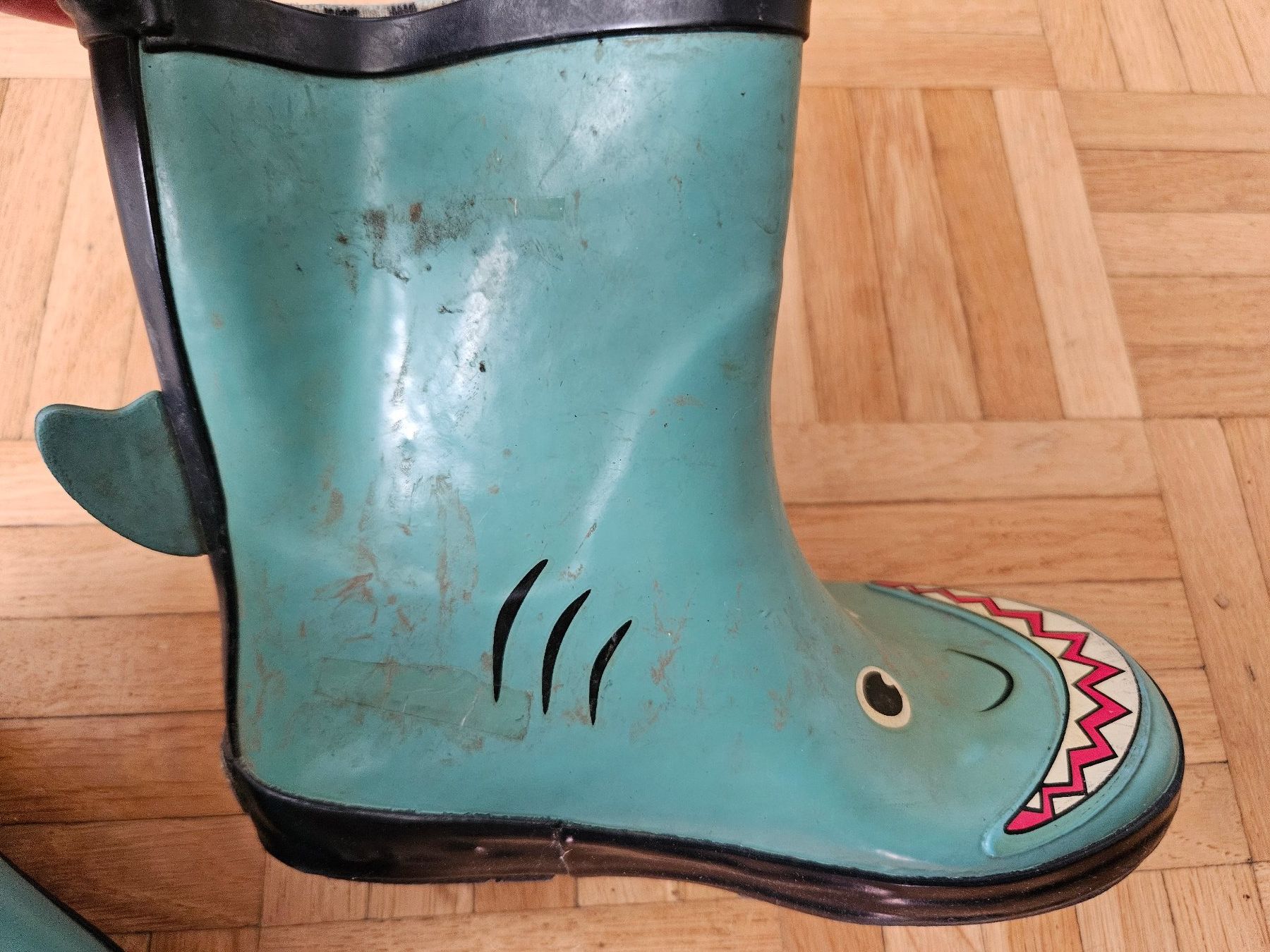 Schuhe für Jungen: Regenstiefel / Stiefel Gr. 27 Hai – Gebraucht aus Unterengstringen von saraman 2