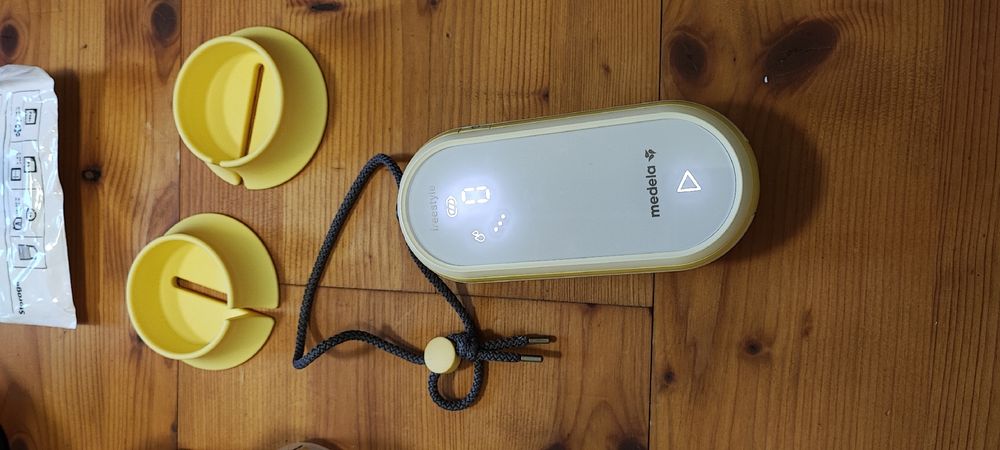 Medela Accessori per l’allattamento: Medela Freestyle Flex elektrische Milchpumpe – Usato da Knonau venduto da mo87 1