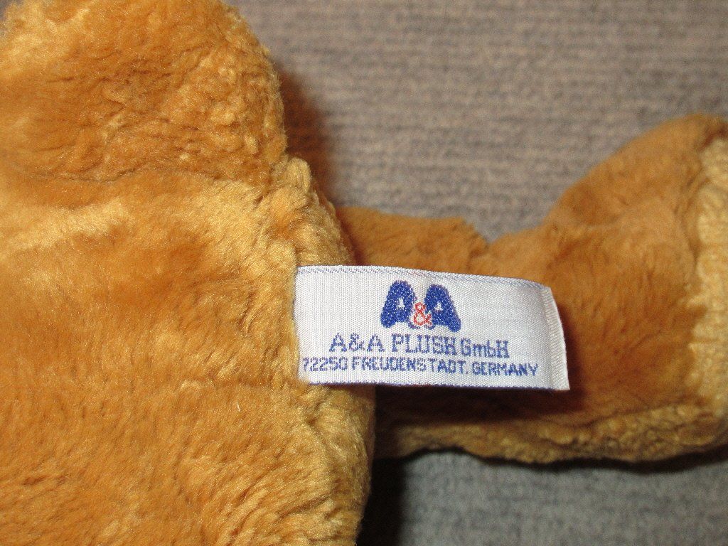 Spielzeuge: Neuwertiger Teddy Plüschbär mit Herz – Gebraucht aus Zug von roche72 1