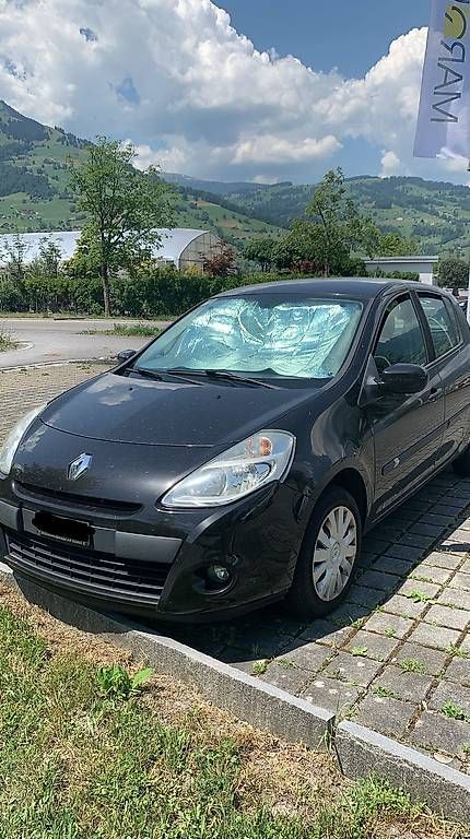 Automobili: Renault Clio 1.2  – Usato da Mauren venduto da celik88