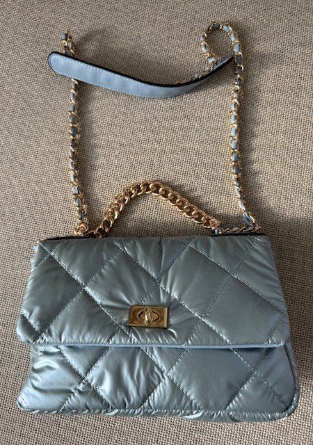 Borse da donna: Weiche gesteppte Blaue Hand-Tasche – Usato da Egg b. Zürich venduto da lipe96 1