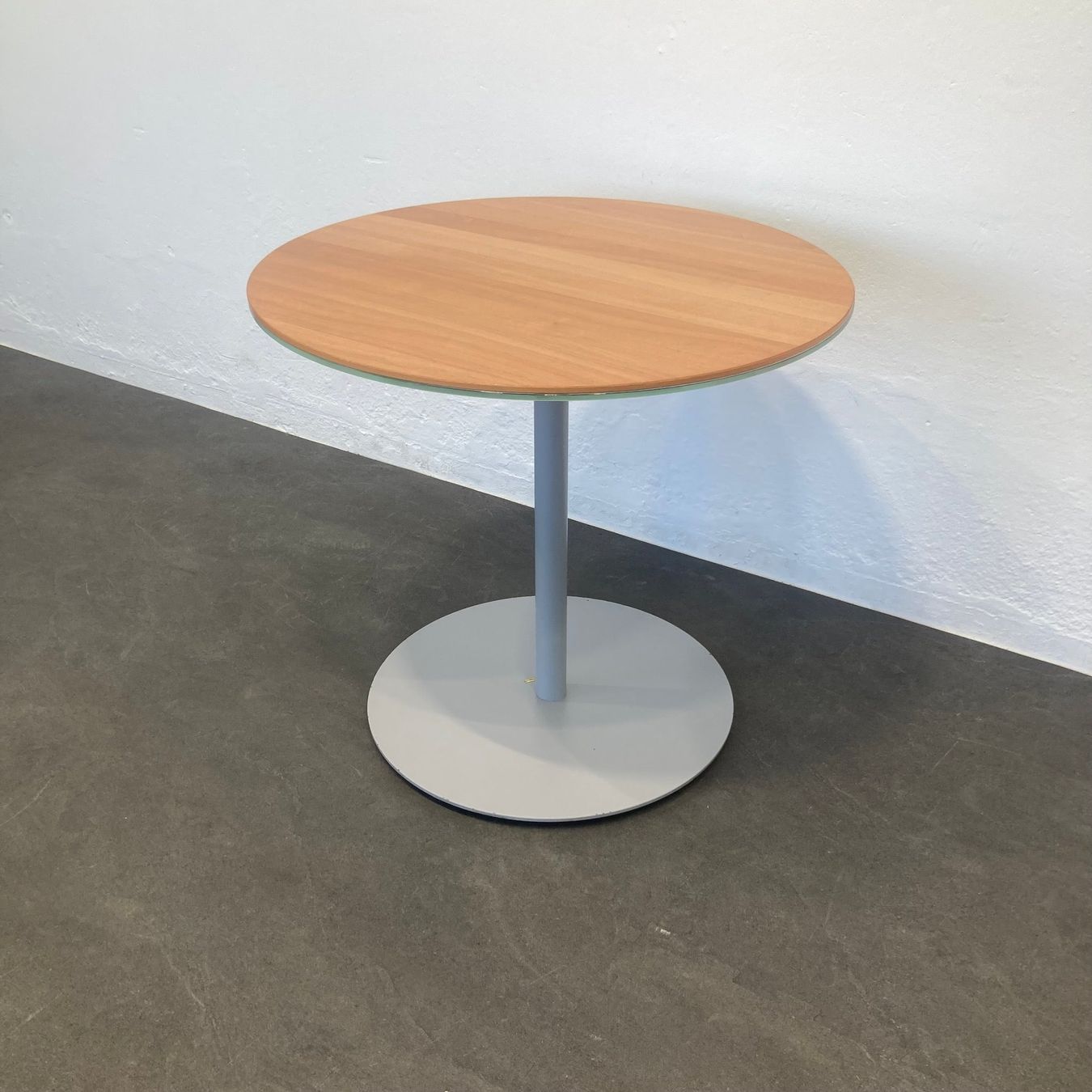 Armadi: Office Line Excellent Coffee Table 720mm hoch – Usato da Schönenwerd venduto da mcofficeshop 2