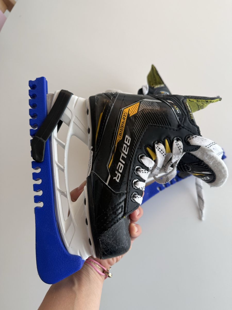Bauer Pattini da ghiaccio: Kinder Eishockeyschlittschuhe Bauer Supreme – Usato da Kilchberg ZH venduto da and_rtc6 1