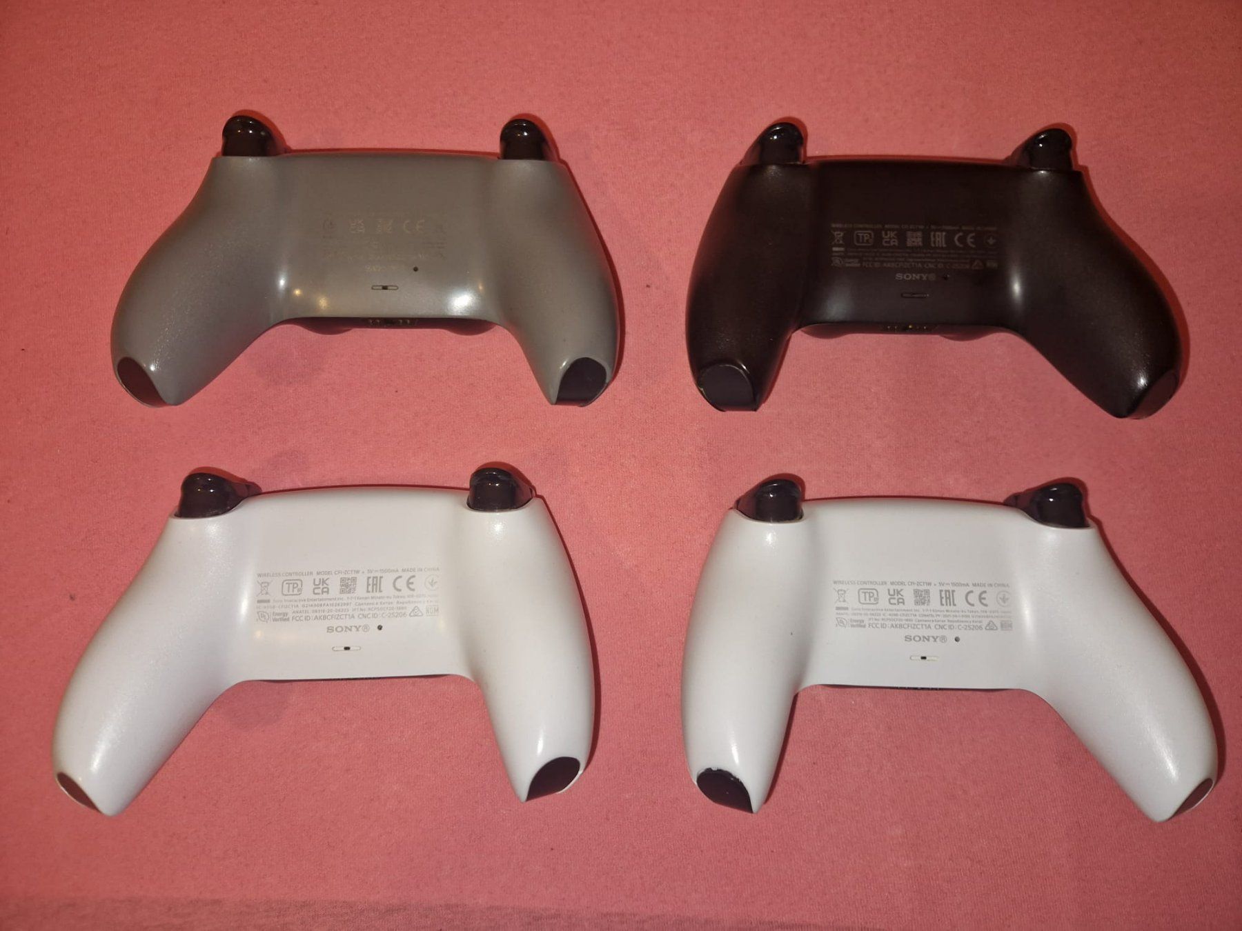 Sony Controller: PS5 DualSense Wireless Controller Paket mit kleine Defekte – Difettoso da Wittenbach venduto da Marko02_SG 1