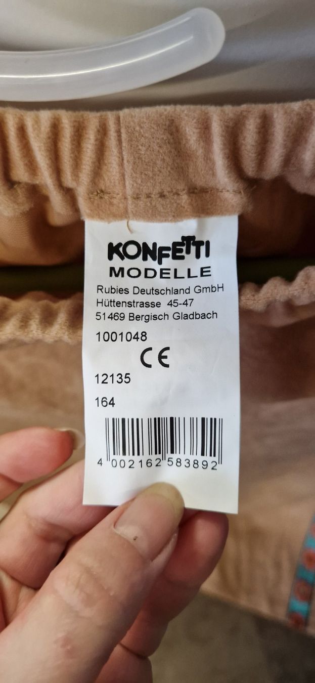 Costumi: Fasnachtskostüm – Usato da Tafers venduto da Nathtafers 3