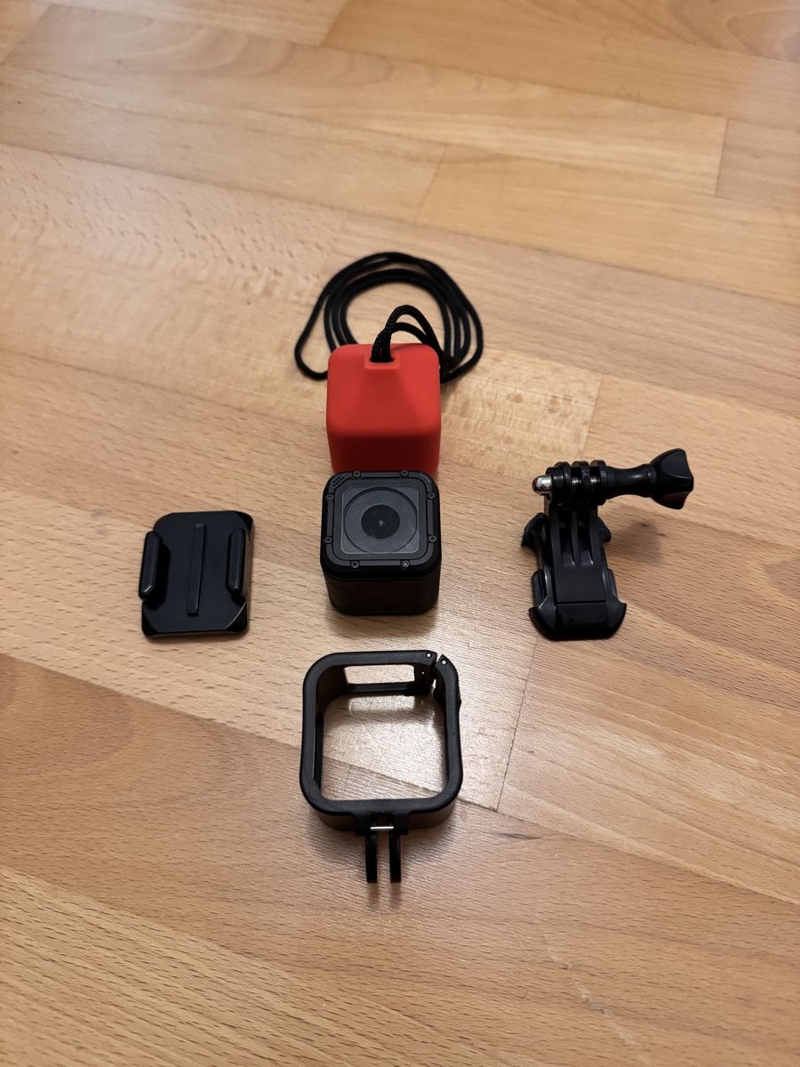 Gopro Action Cam: GoPro Hero 4 Session inkl. Zubehör – Usato da Kloten venduto da Teo3ko