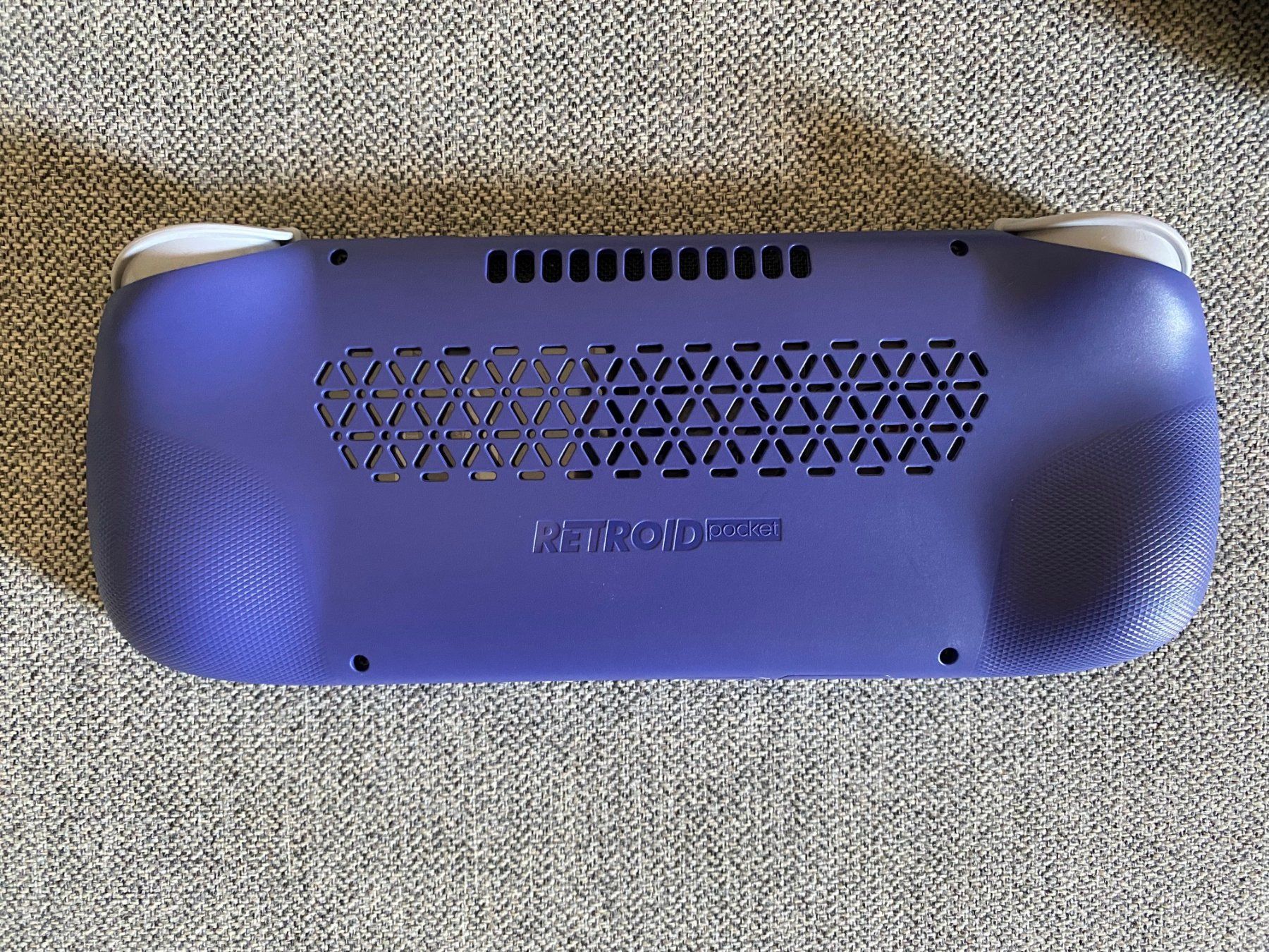 Retroid Console: Retroid Pocket G2 + OVP + offizieller Grip + Case – Usato da Zürich venduto da acciardo 3