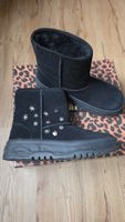 Stiefel schwarz mit Nieten Grösse 37