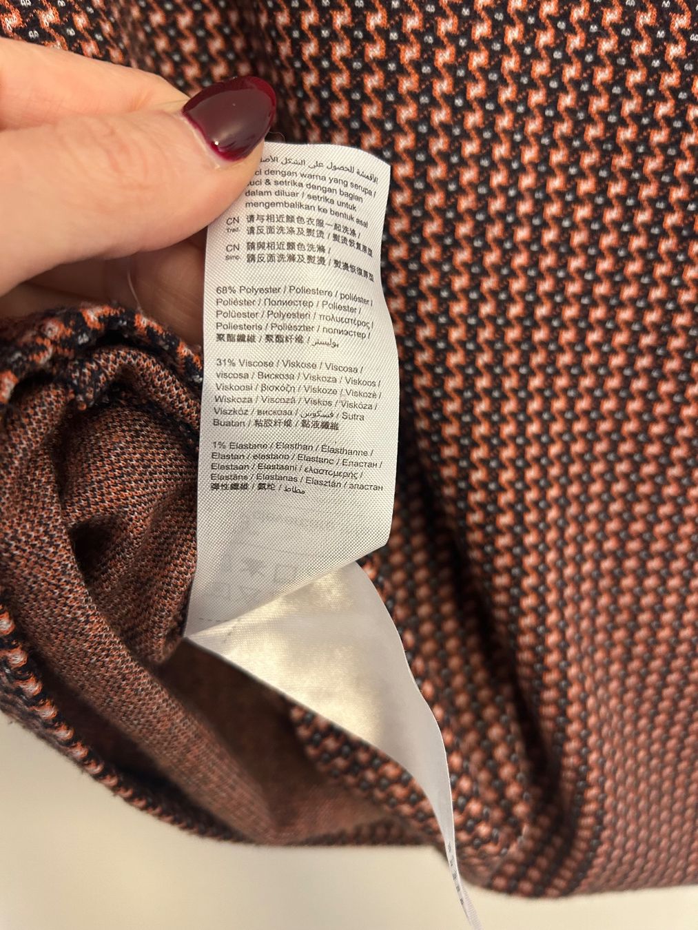 Esprit Maglioni & Felpe: ESPRIT Kurzarm-Pullover: Gr. L, mehrfarbig (rot) – Usato da Basel venduto da Interstellar85 3