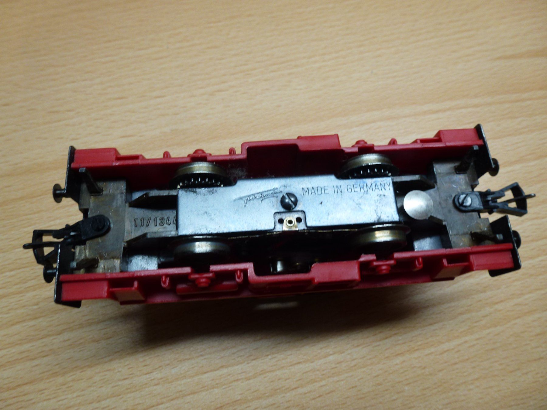 Fleischmann Modellini di ferrovie: Fleischmann H0 Loki 4200 – Difettoso da Hombrechtikon venduto da Se9 8