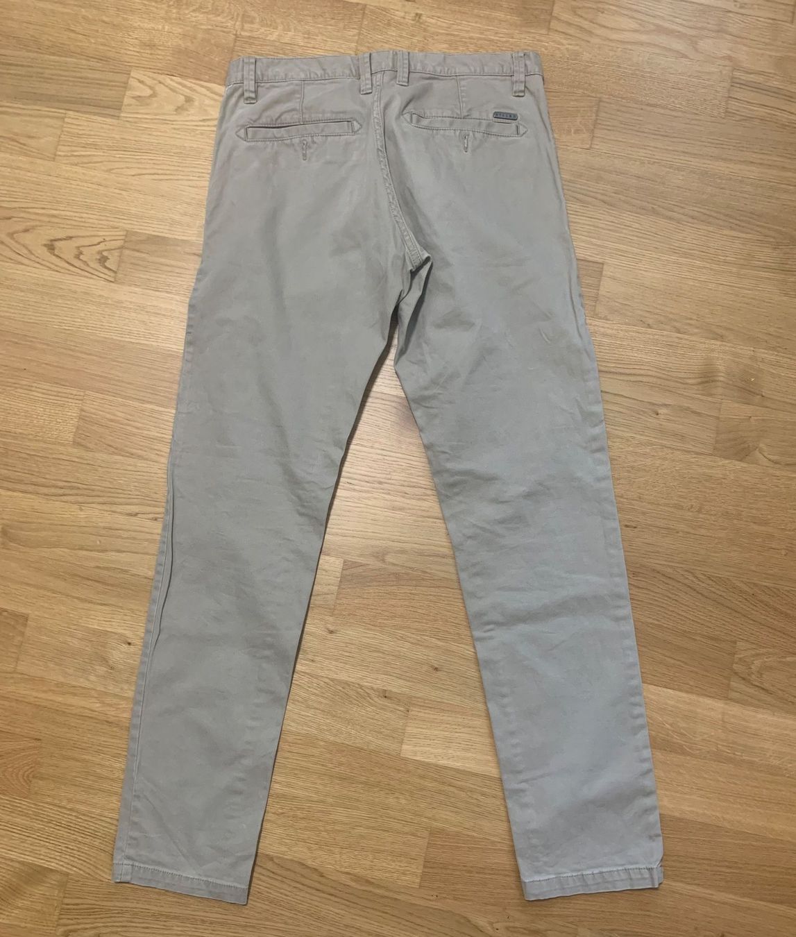 Sisley Pantaloni: Sisley Chino Hose – Usato da Kaltbrunn venduto da IMRLU998 1