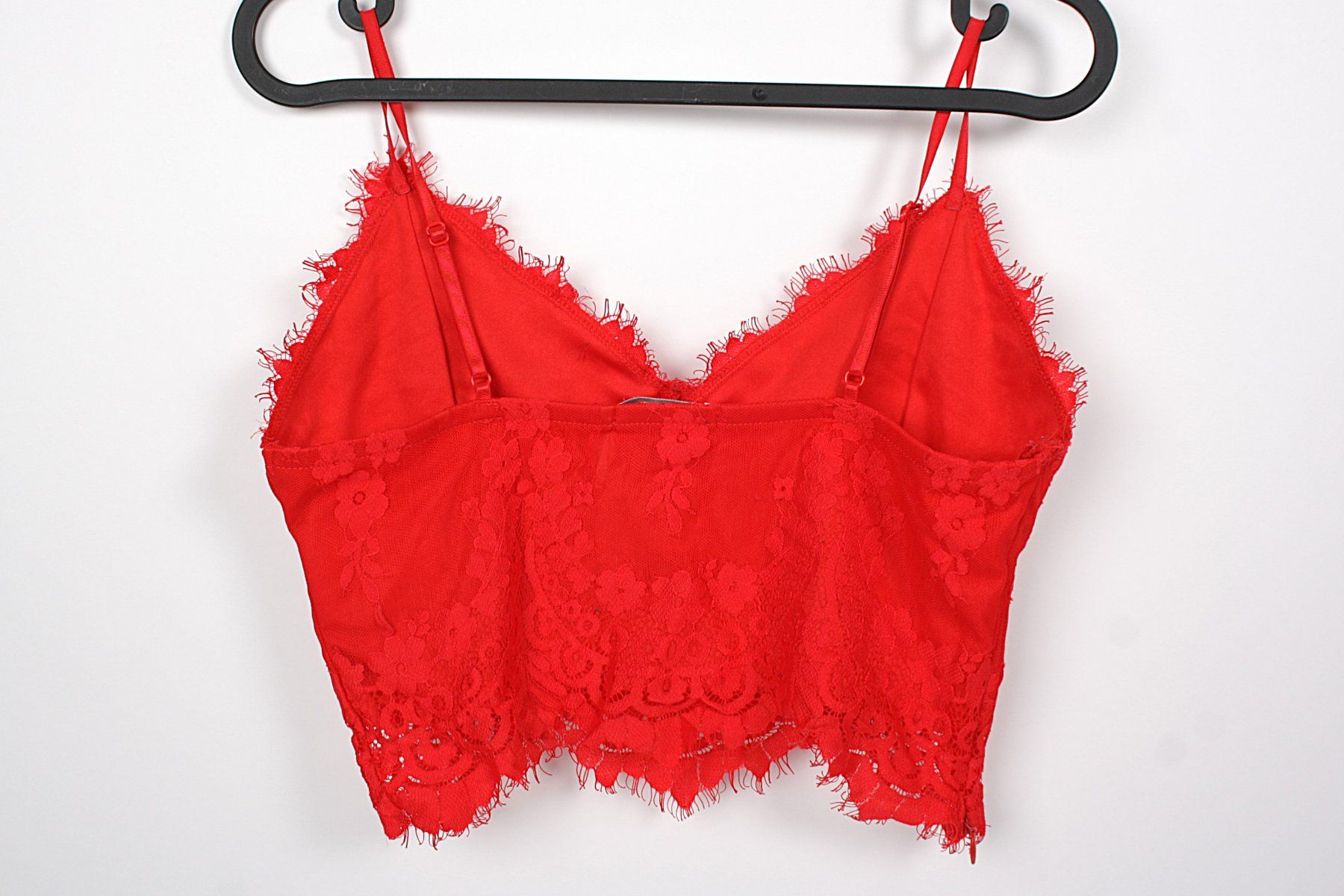 Tops: AMISU Spitzentop Gr.S rot – Gebraucht aus Zollikofen von Restwert_Zollikofen 1