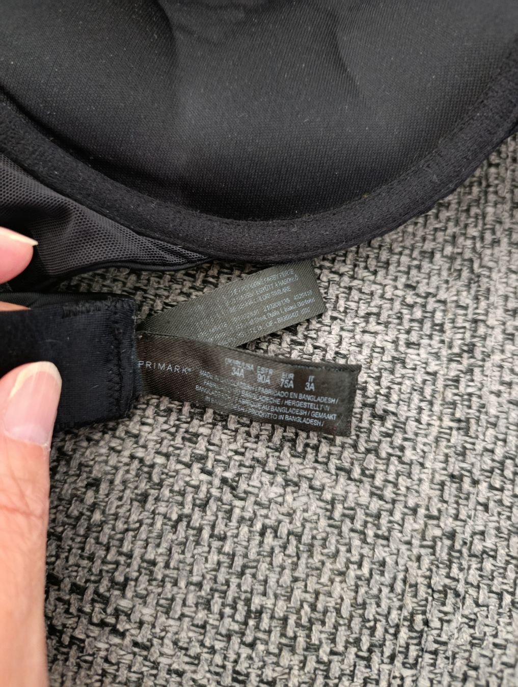 Primark Sonstige Unterwäsche: SOUTIEN GORGE PRIMARK PUSH-UP NOIR 75A – Gebraucht aus Sierre von shirley04 2