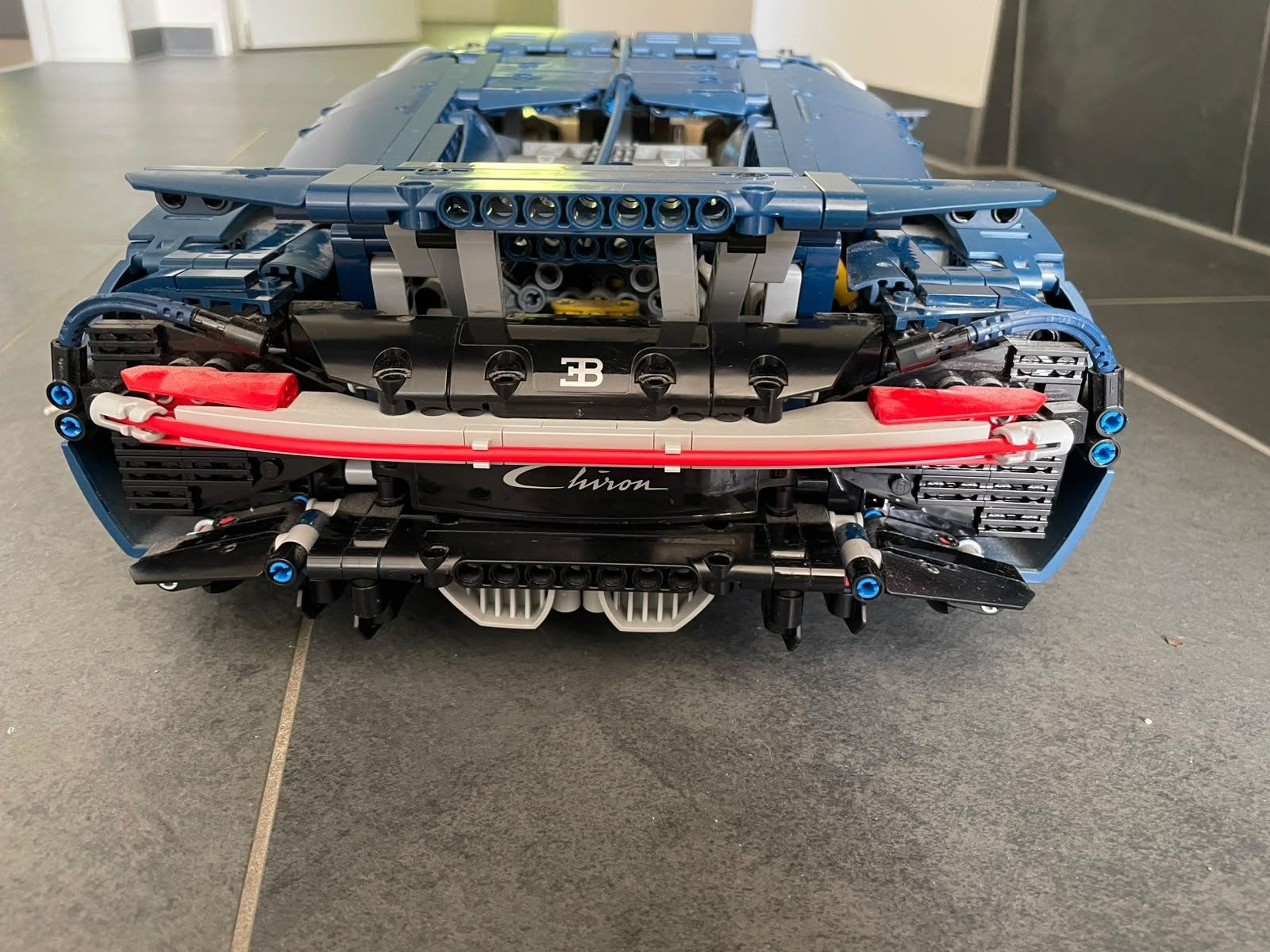 Lego Baukästen: 42083 Lego Bugatti Chiron – Gebraucht aus Illnau von Studer02 5