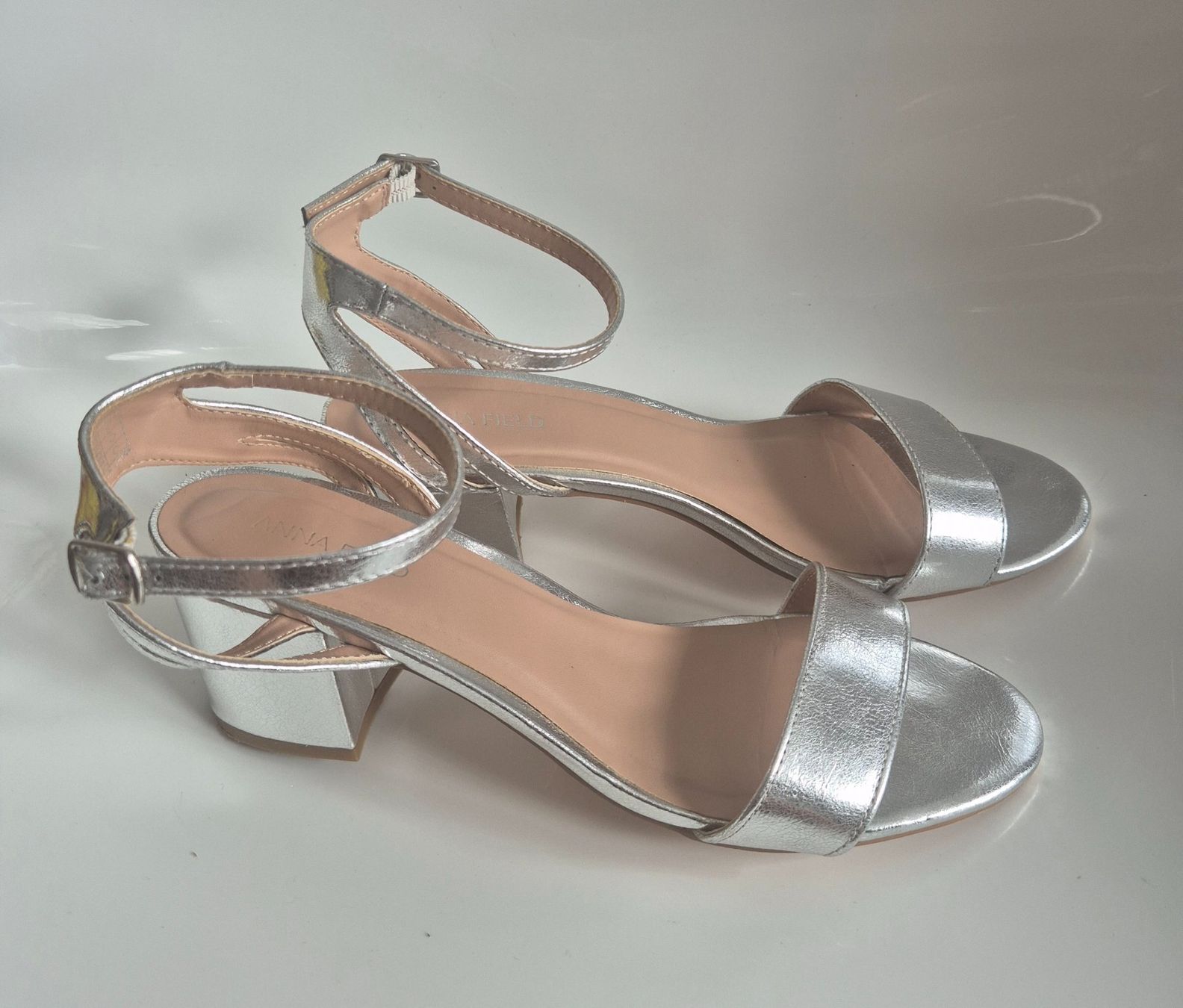 Anna Field Damenschuhe: Riemensandalette - silver, Gr. 39 – Gebraucht aus Volketswil von Dokinka 8