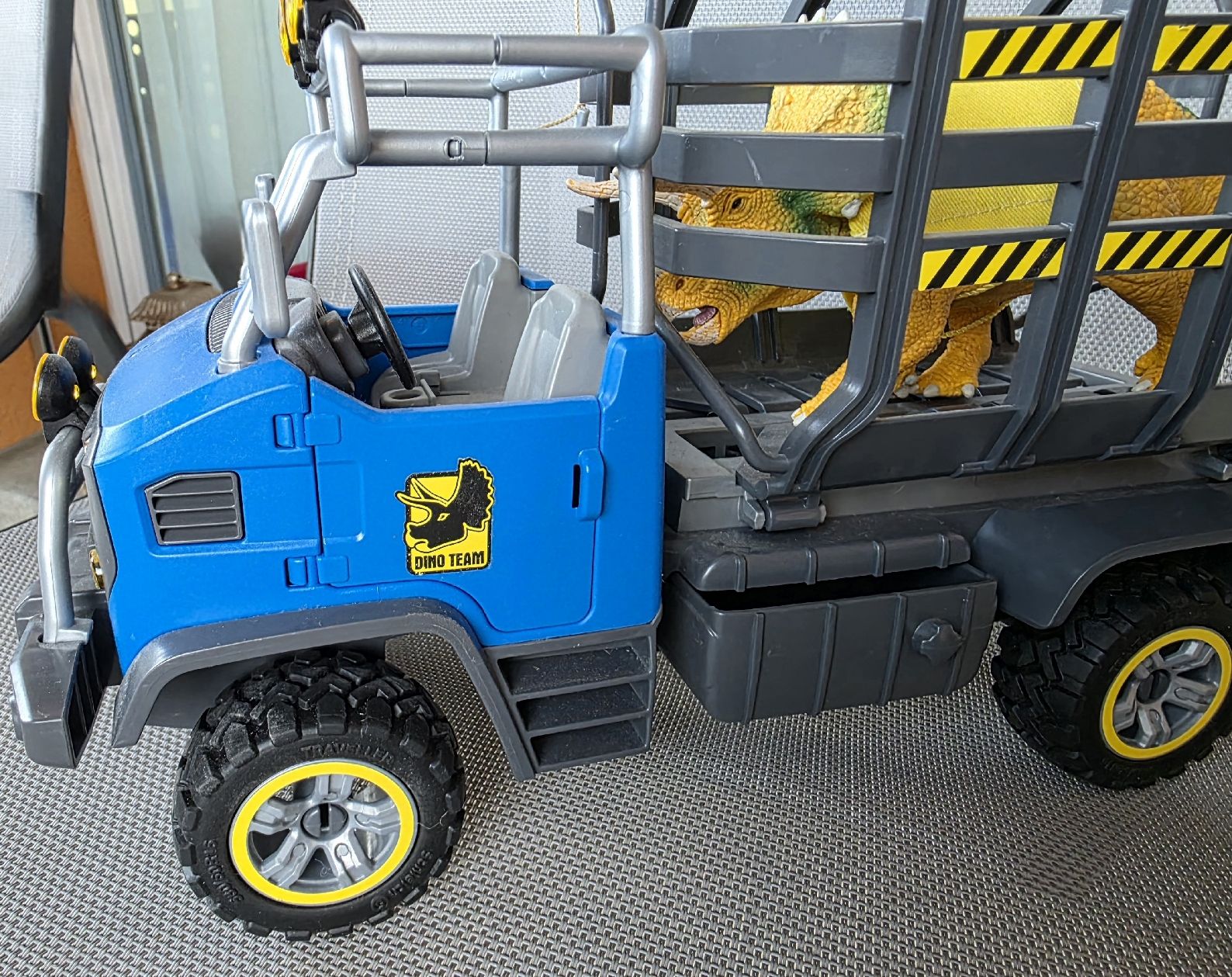 Schleich Giocattoli: Schleich Dino Transporter// neuwertig – Nuovo (secondo la descrizione) da Zell LU venduto da claro62 3