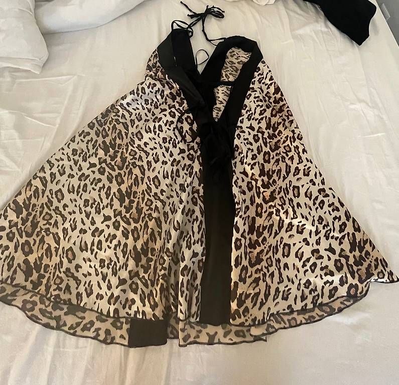 Vestiti: Kleid Leopard Muster / Print – Nuovo e nell'imballaggio originale da Spreitenbach venduto da sam_l5fj 1