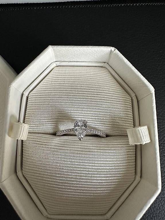 Anelli: Swarovski Ring Millenia 5642632, Gr 58 – Usato da Zürich venduto da Babanos7