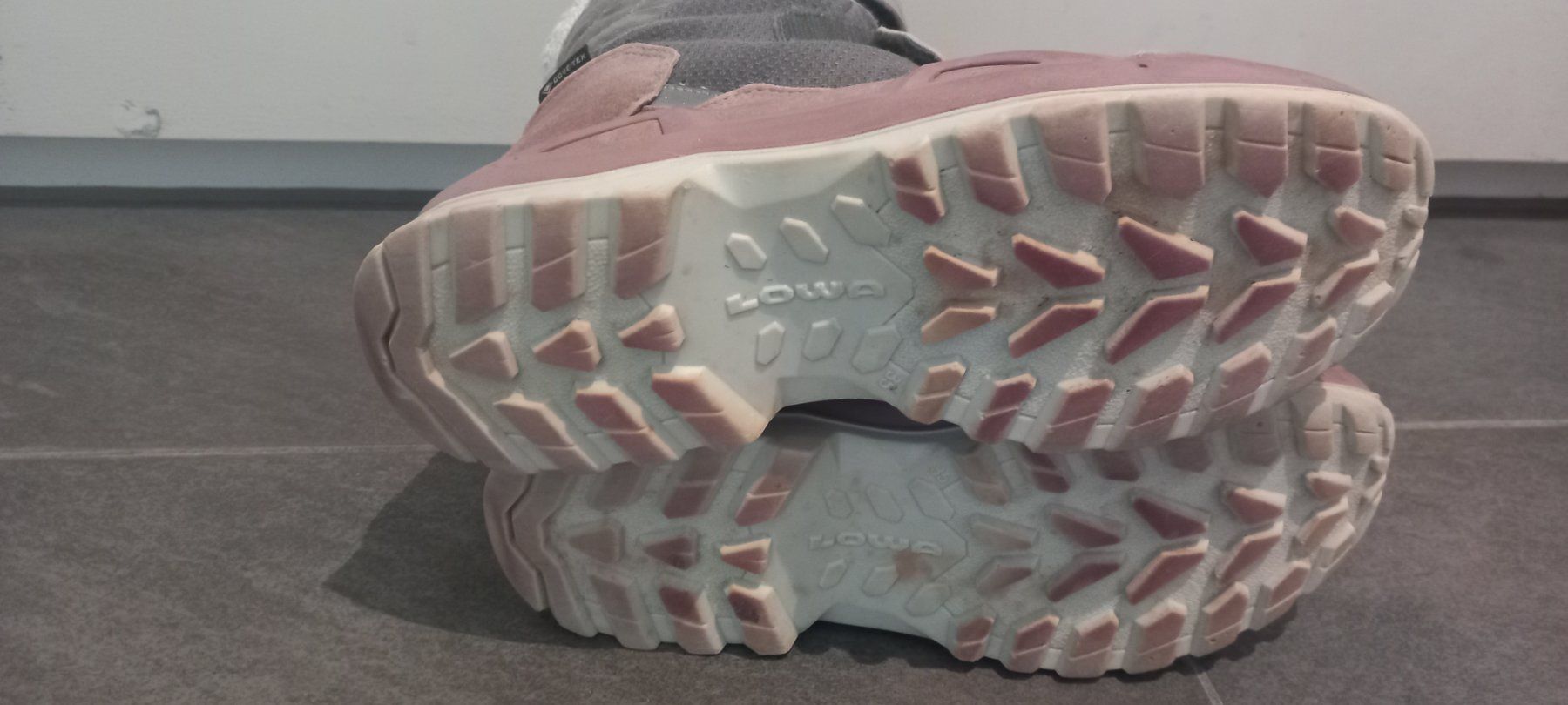 Lowa Scarpe per ragazze: Lowa Winterschuhe Grösse 35 – Usato da Thalheim venduto da sil_n2nk 1