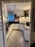 Piatti Küche mit Granitabdeckung und V-Zug Geräten