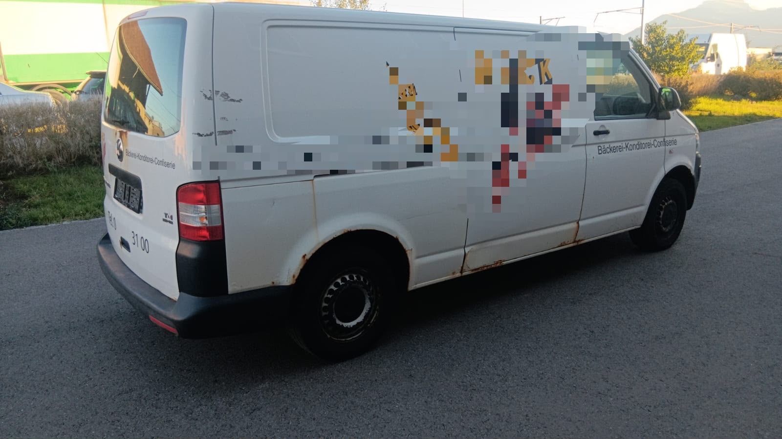 VW Automobili: VW T5 BMT TDI 4x4 – Usato da Rebstein venduto da TonyRasta-Autohandel 2