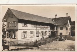 FL Triesenberg Gasthaus Kulm mit Auto belebt