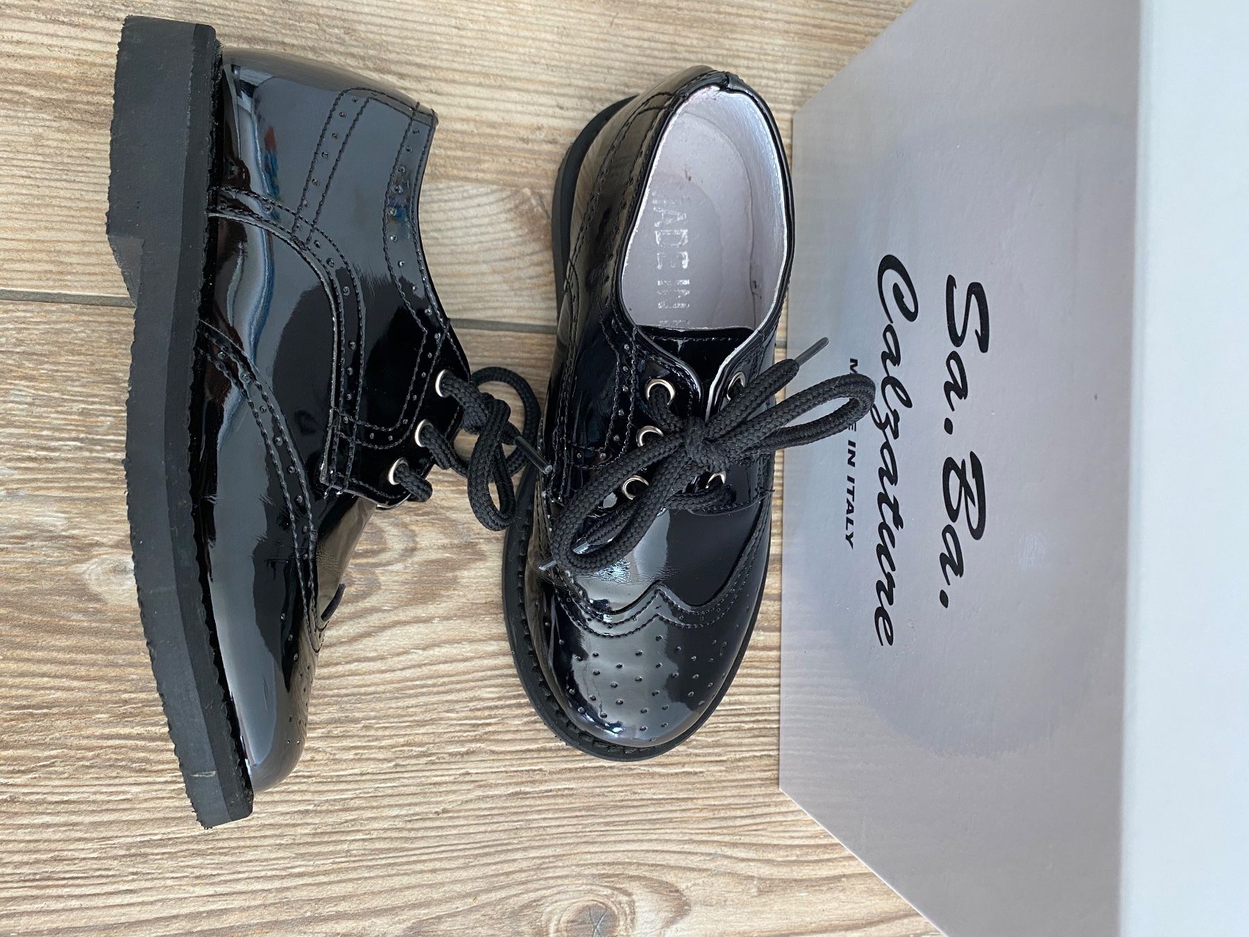 Chaussures garçon: Lackschuh für Junge – D'occasion à Aefligen par mat_zbs6