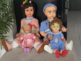 Lots de 4 poupées des années 1950 1960