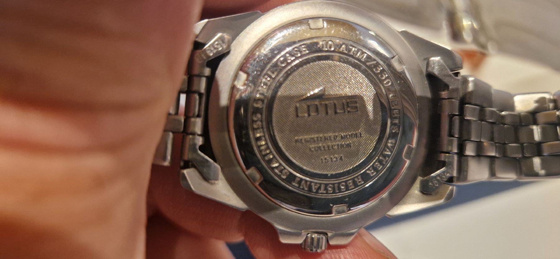 Lotus Uhren: Lotus quartz watch – Gebraucht aus Burgdorf von maj_swz8 5