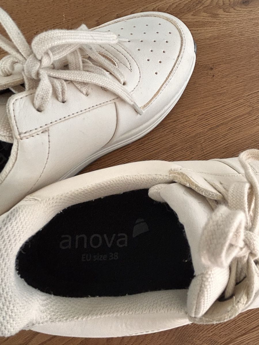 Scarpe da donna: Anova Sneaker, Grösse 38, neuwertig – Nuovo (secondo la descrizione) da Bern venduto da rakuten73 4
