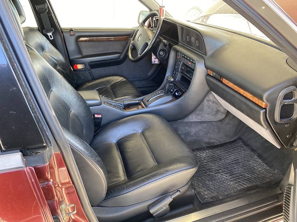 Opel Tutti pezzi di ricambio auto: Opel Senator B Omega A Lederausstattung – Usato da Bern venduto da bieter-1